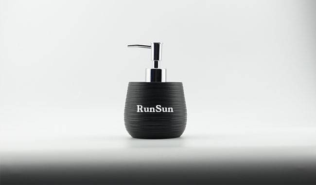 About RunSun Bathroom Accessories Set